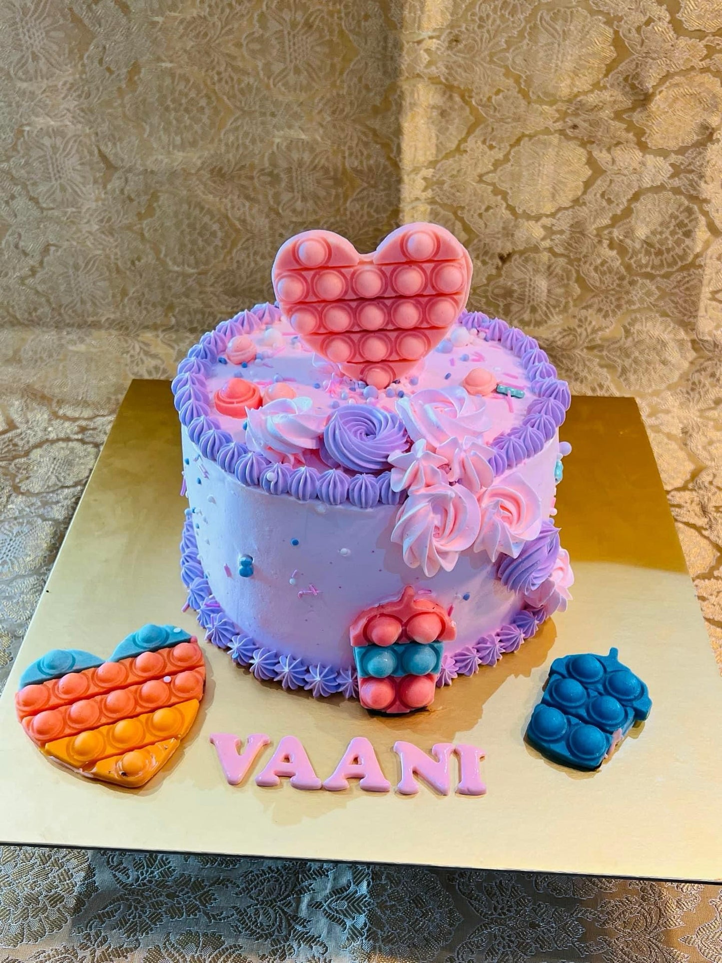 Poppit Cake
