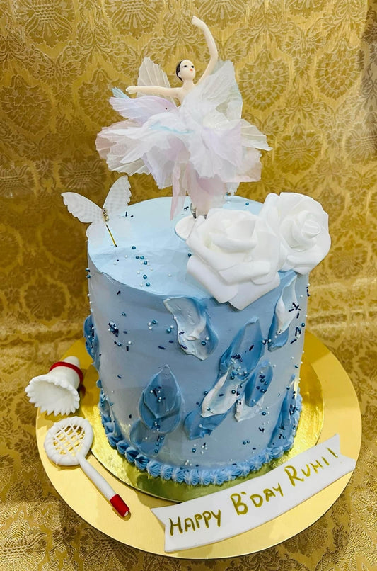 Dancing girl Cake